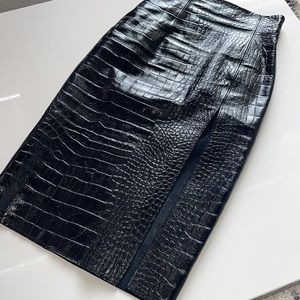 16Arlington 100% genuine leather croc skirt